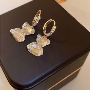 Cutest yellow gold & cubic zirconia bear earrings
